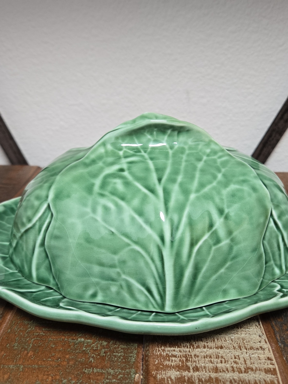 Bordallo Pinheiro Green Cabbage Leaf Oval Domed Butter/Cheese Dish 9" w/ Lid